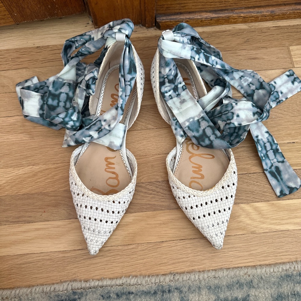 Sam edleman pointed toe flats with blue lace up ties